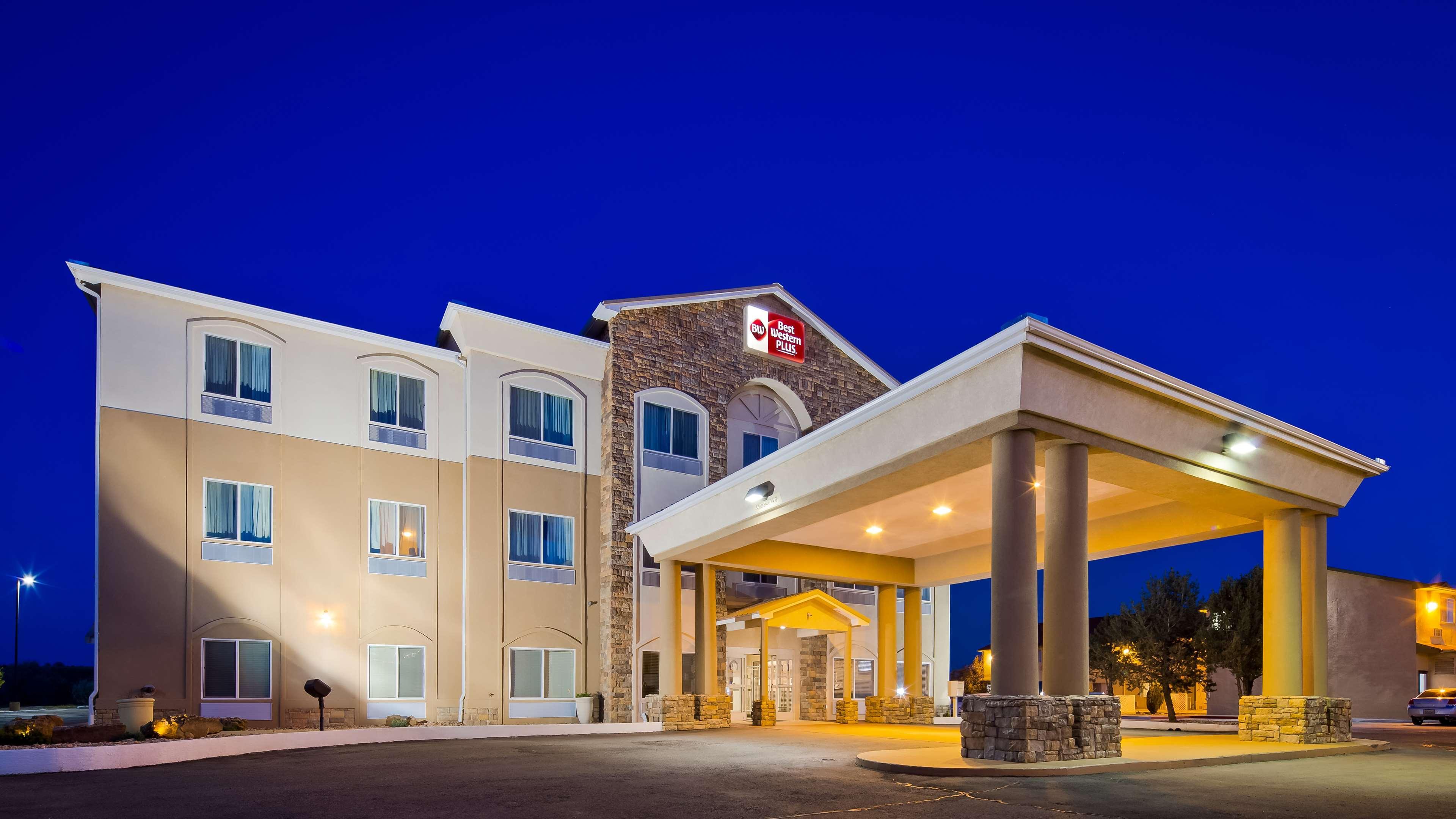 Best Western Plus Montezuma Inn And Suites Лас-Вегас Экстерьер фото